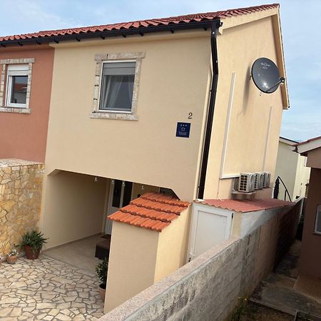 Holiday House Matej วีร์ ภายนอก รูปภาพ