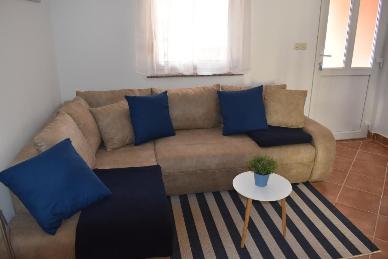 Holiday House Matej วีร์ ภายนอก รูปภาพ